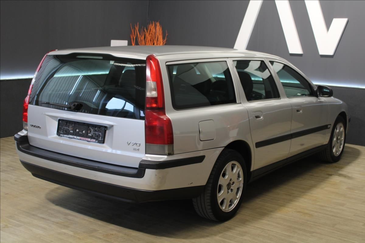 Volvo V70, 2.4i*125kW*BEZ KOROZE* - fotka 6
