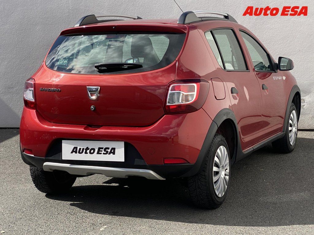 Dacia Sandero, 0.9TCe,ČR,AC,tempo - fotka 4