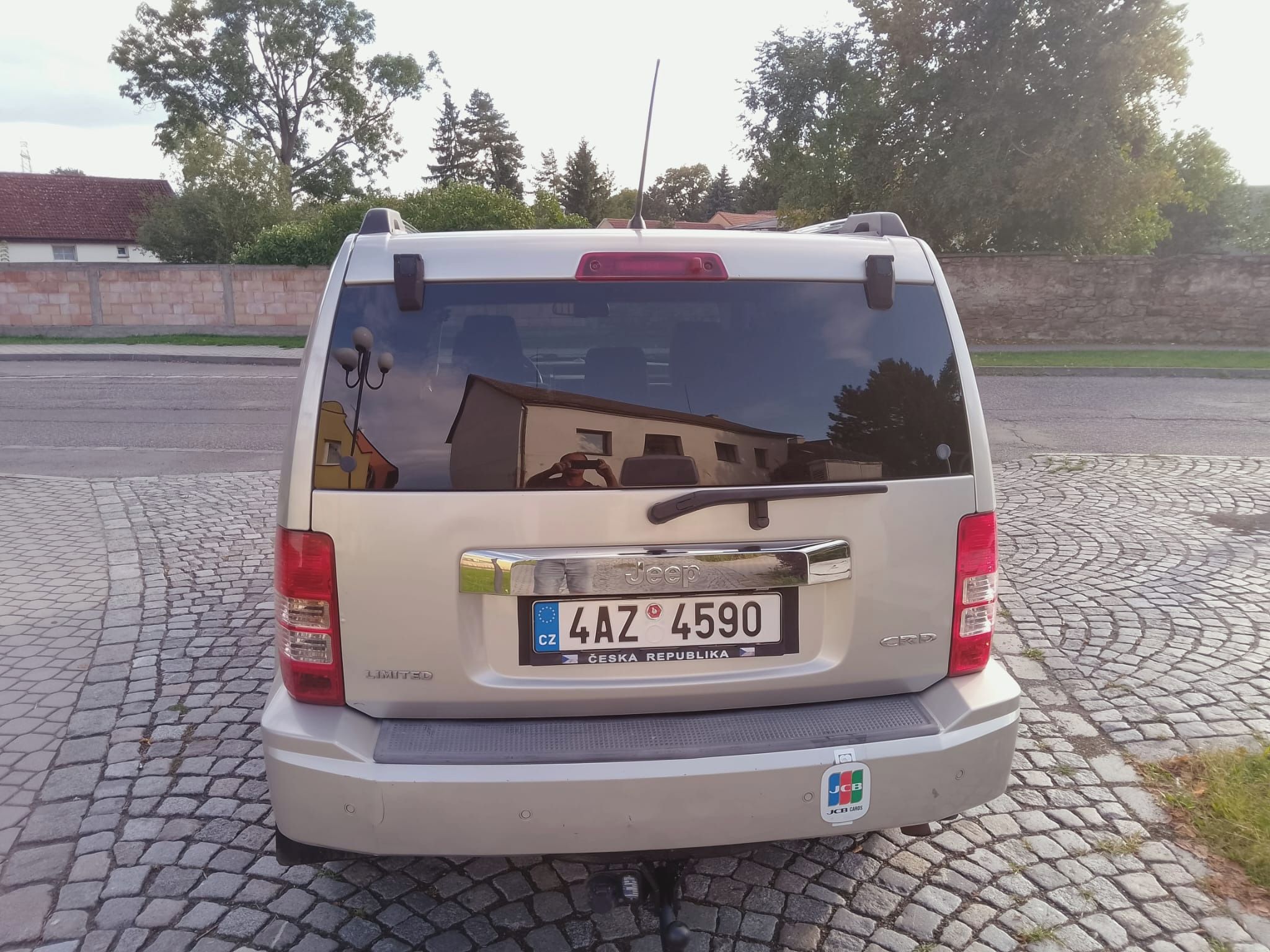 Jeep Cherokee, KK 2,8CRD130kw,LIMITED,4X4,ČR - fotka 5