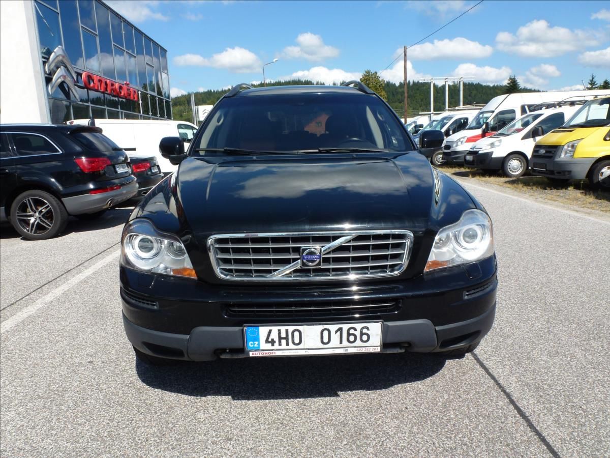 Volvo XC90, 2,4 D5 4x4 Nové rozvody Volvo, - fotka 3