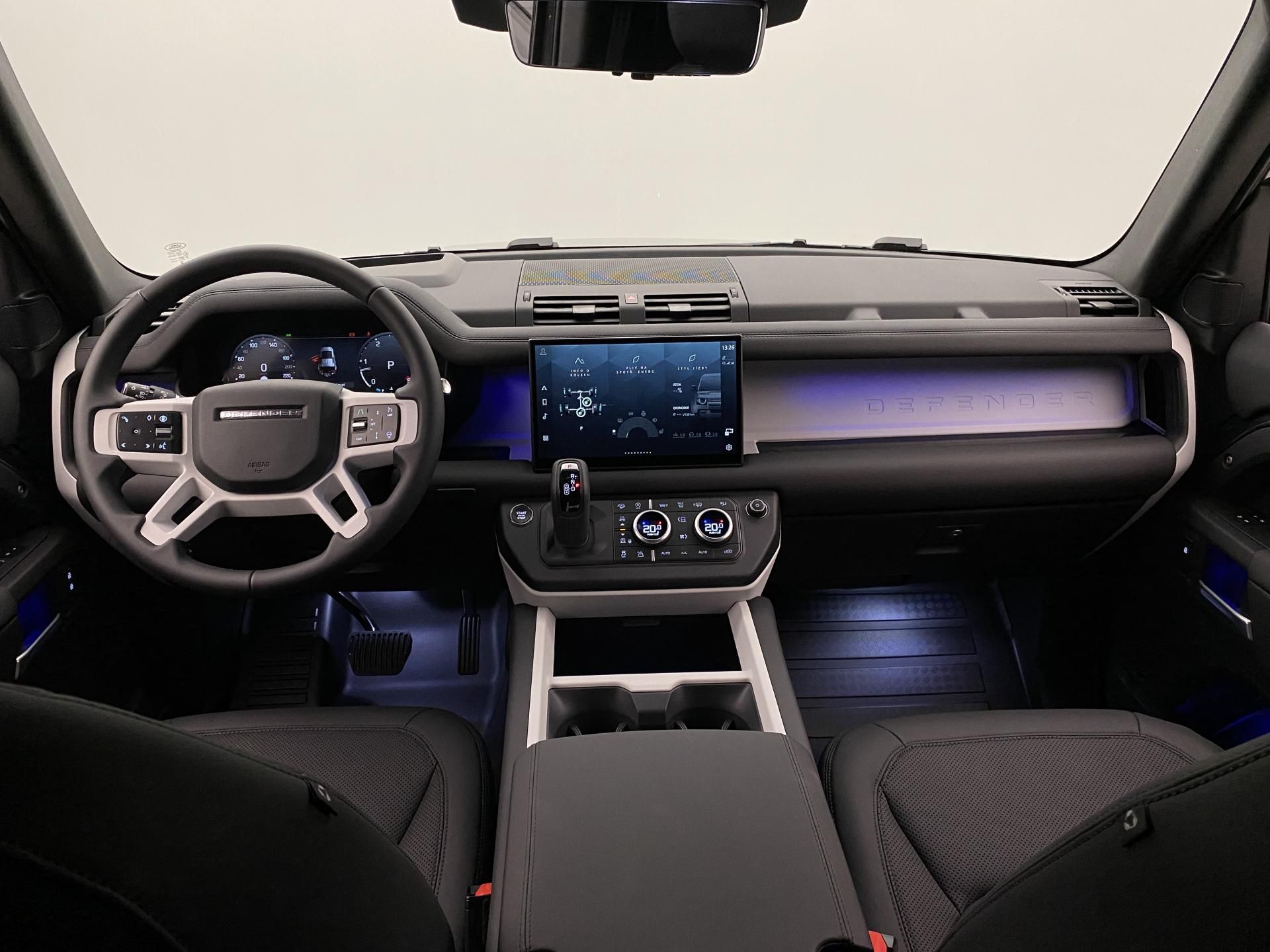 Land Rover Defender, 110 HARD TOP D250 X-DYNAMIC SE - fotka 2
