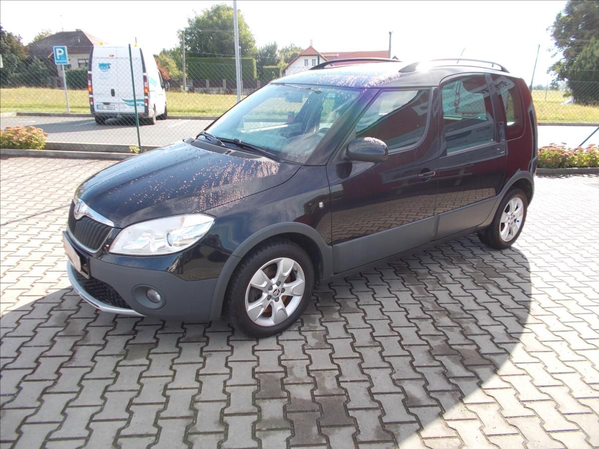 Škoda Roomster, 1,6 TDI SCOUT DIGIKLIMA NOVÉ R - fotka 3