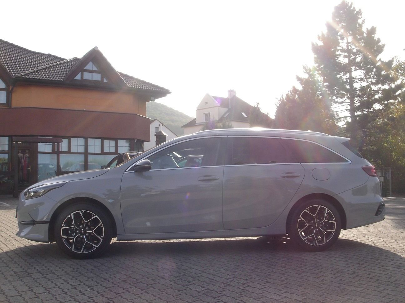 Kia Cee´d SW, 1.5 T-GDi EDICE 30 SLEVA - fotka 6