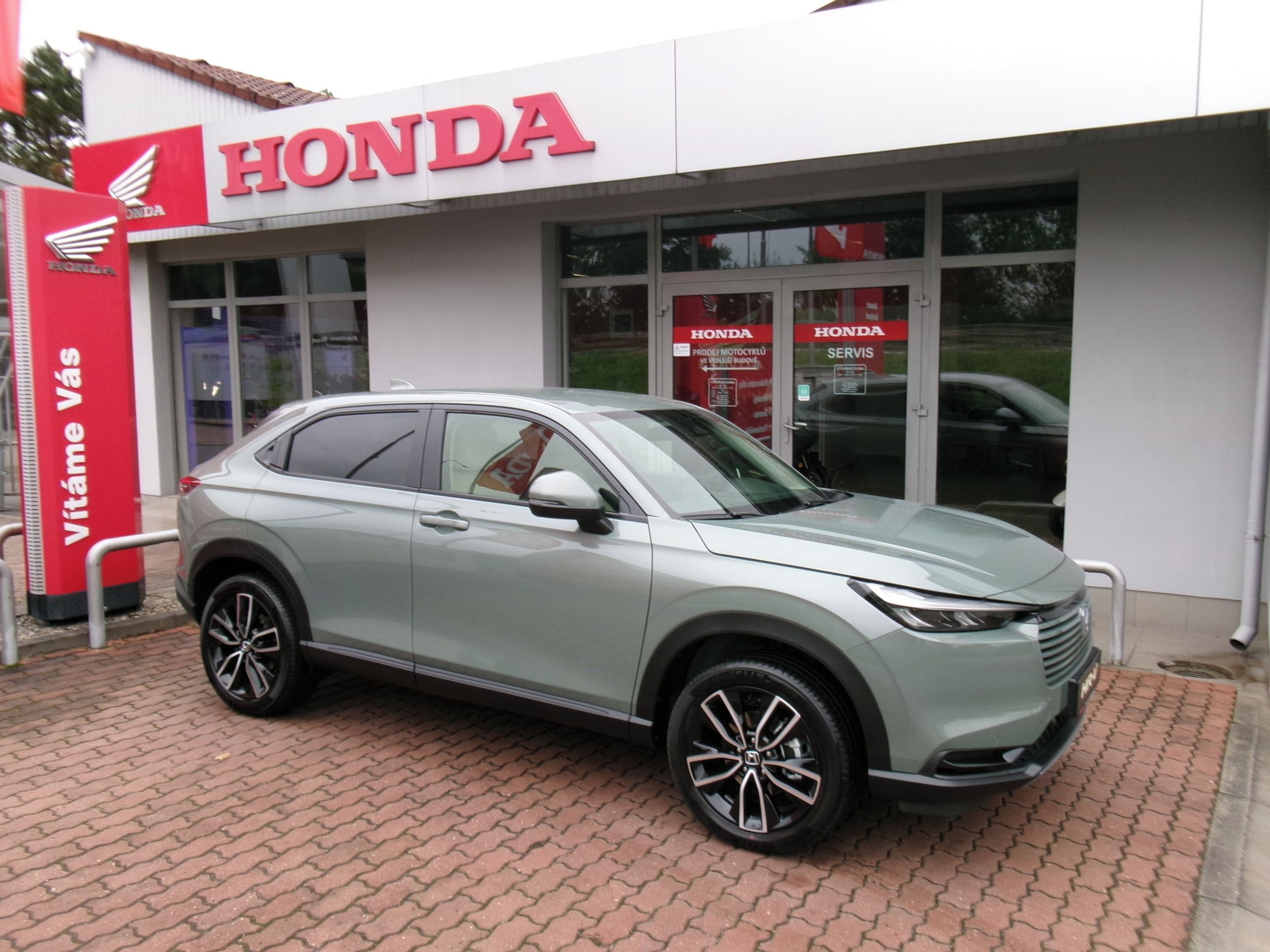 Honda HR-V, 1.5e:HEV ELEGANCE EXCLUSIVE 27 - fotka 3