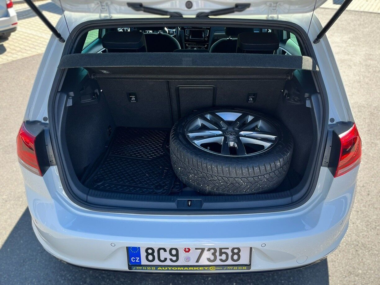 Volkswagen Golf, Golf 7 2.0 TDI R-Line - fotka 5