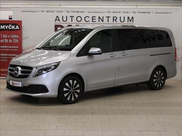 2,0 220d L 9G FACELIFT 7 MÍST