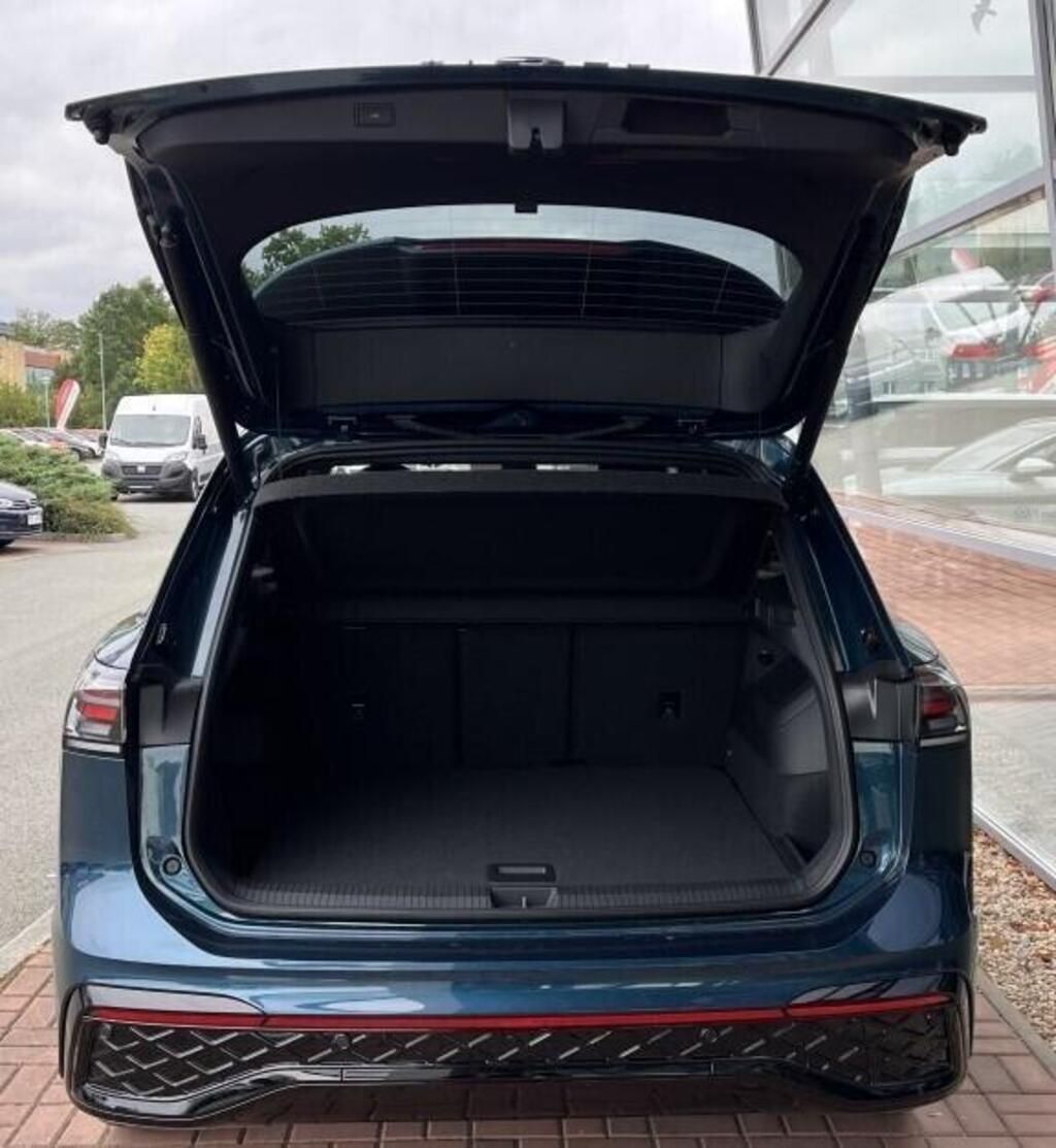 Volkswagen Tiguan, R-Line 1,5 eTSI mHEV 110 kW - fotka 6