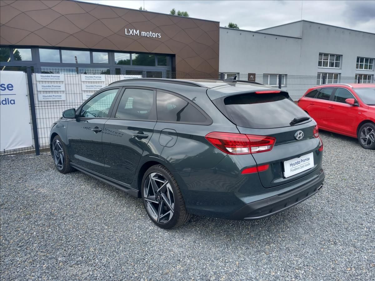 Hyundai i30, 1,5 MH DCT N-LINE SAFETY - fotka 6
