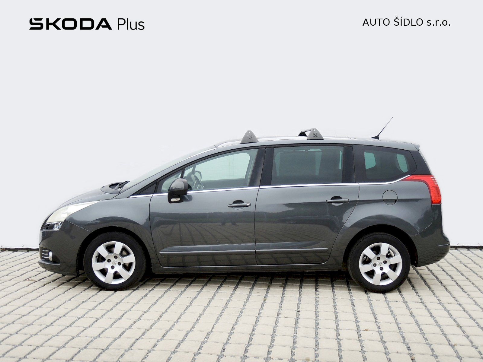 Peugeot 5008, 1.6 16V THP 115kW Premium Pack - fotka 3