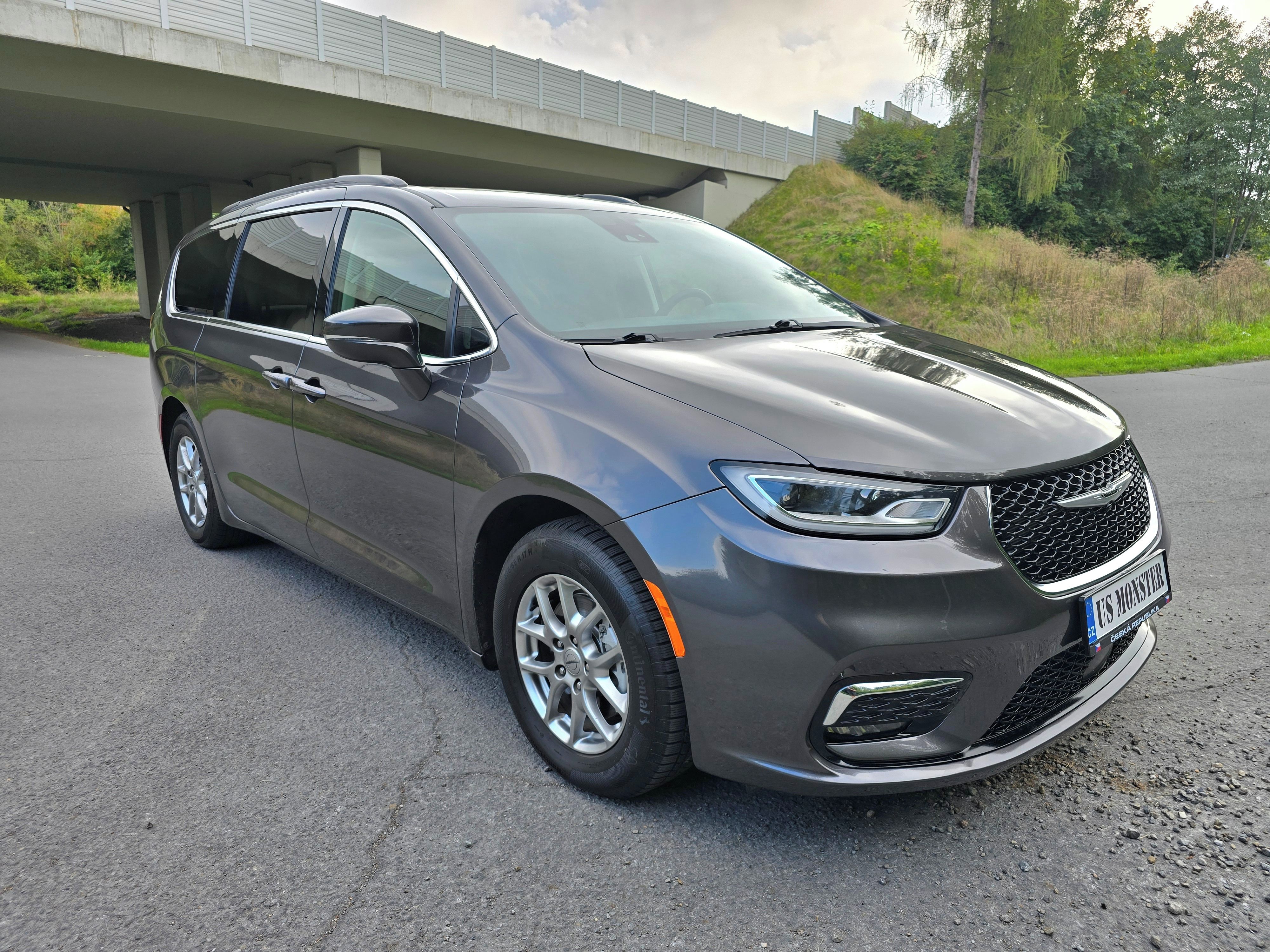 Chrysler Pacifica, Nový model, DPH, NEBOURANÉ