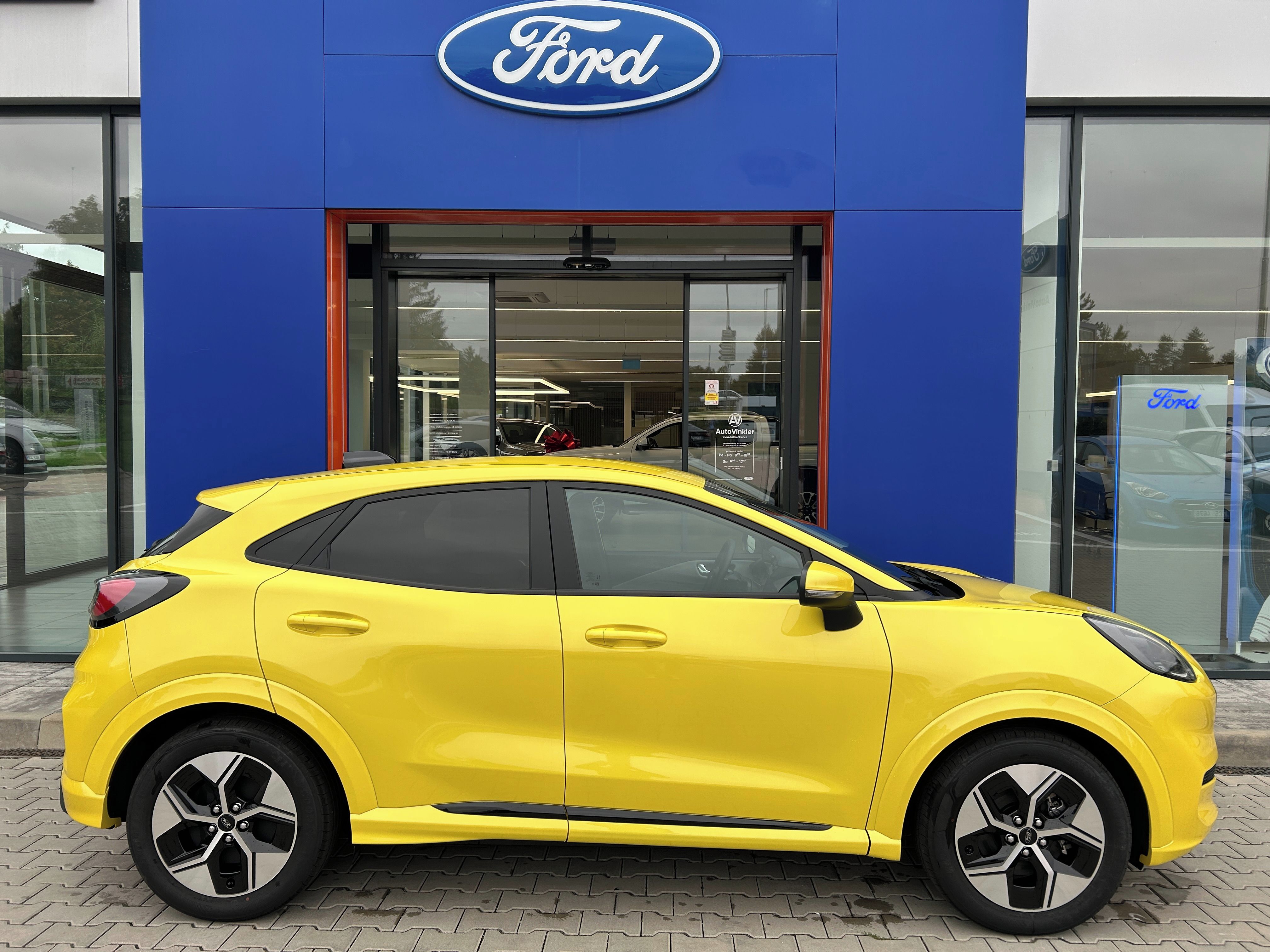 Ford Puma, GEN-E 43kWh dojezd 123kW/168 k - fotka 3