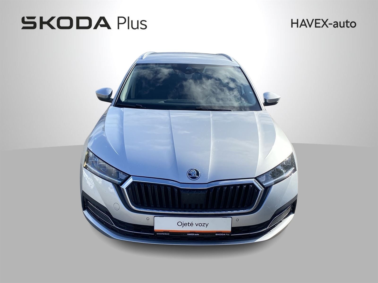 Škoda Octavia, Combi 2.0 TDI DSG Style - fotka 4