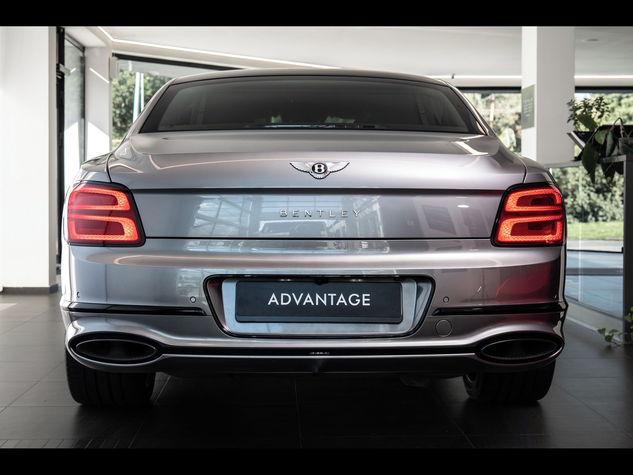 Bentley Continental Flying Spur, W12 360/LED/Pano/Ventilovaná a - fotka 3