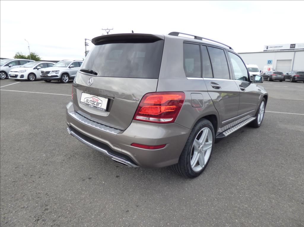 Mercedes-Benz GLK, 2,1 220CDI,4Matic,AMG,7G,Bi-Xe - fotka 3