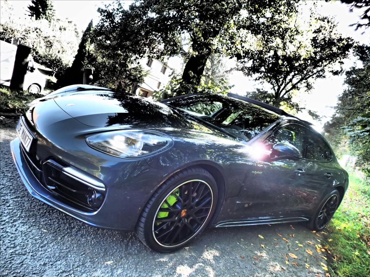 Porsche Panamera, 2,9 243KW, DPH, ČR,4 E-HYBRID