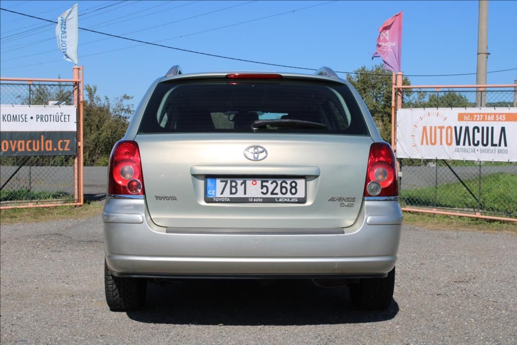 Toyota Avensis, 2,2 D4-D  DIG.KLIMA, STK 4/27 - fotka 6