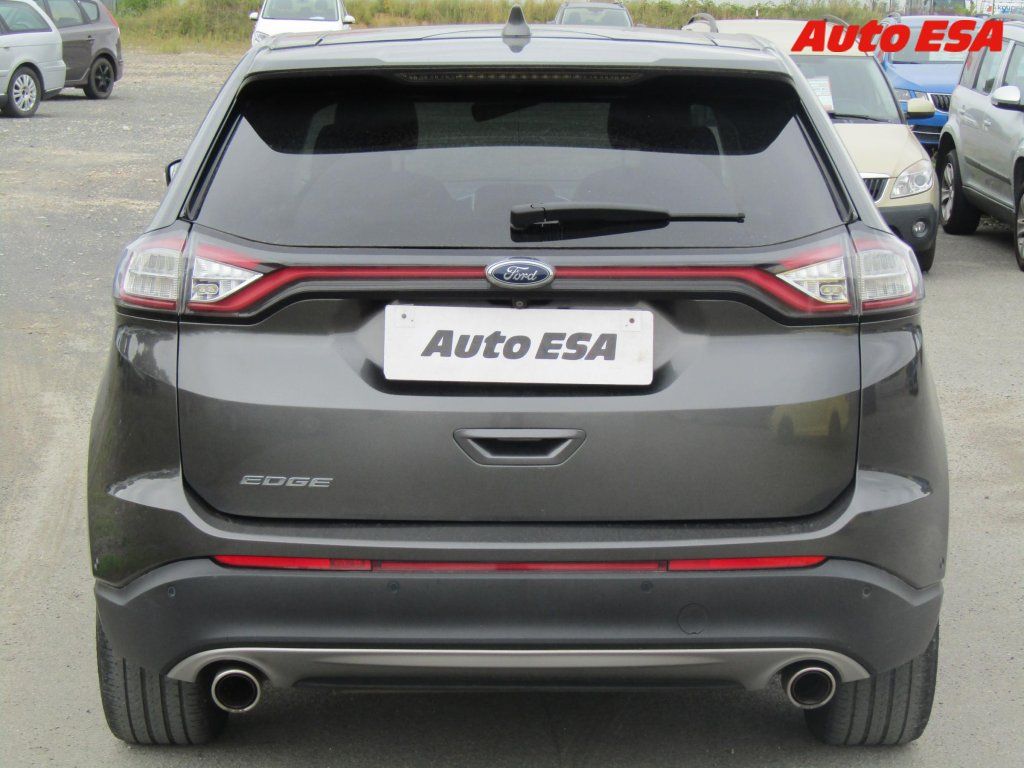 Ford Edge, 2.0TDCi 4x4,Titanium,AT - fotka 5
