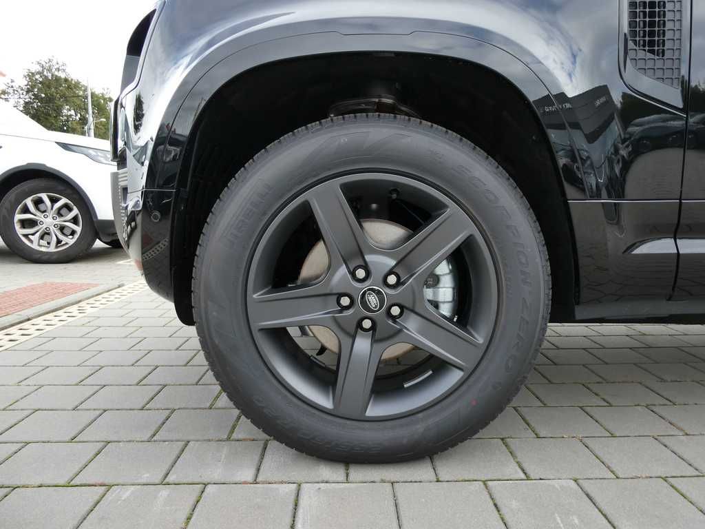 Land Rover Defender, 110 3,0 X-Dynamic SE D200 - fotka 2