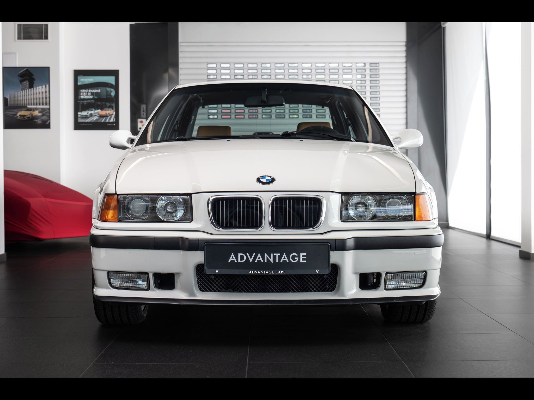 BMW M3, E36 Manuál - fotka 2