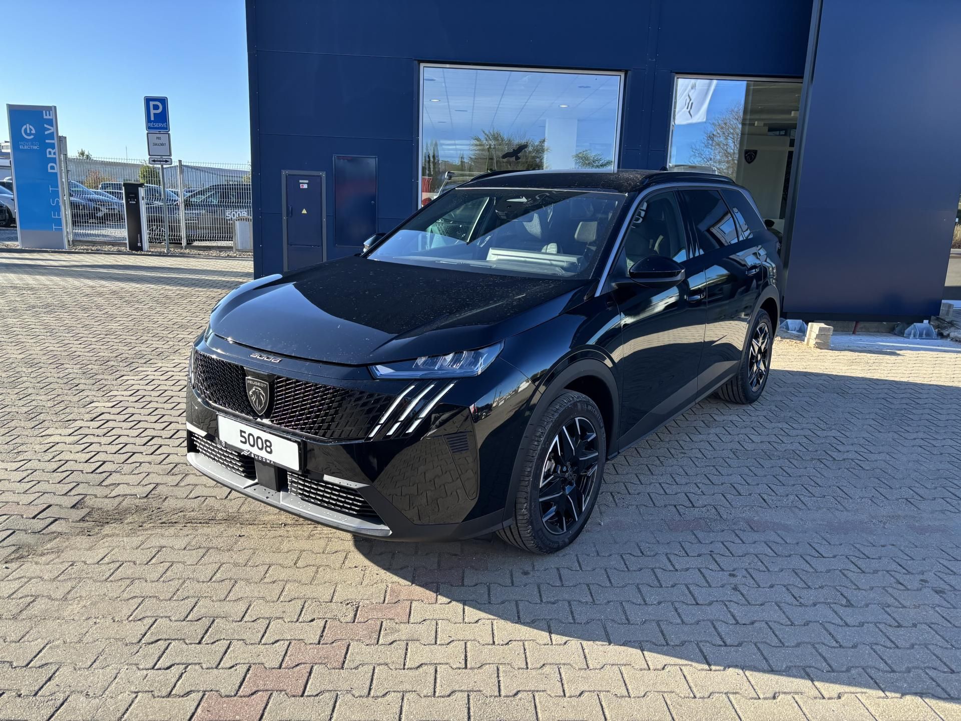 Peugeot 5008, ALLURE Hybrid 145 e-DCS6 - fotka 4