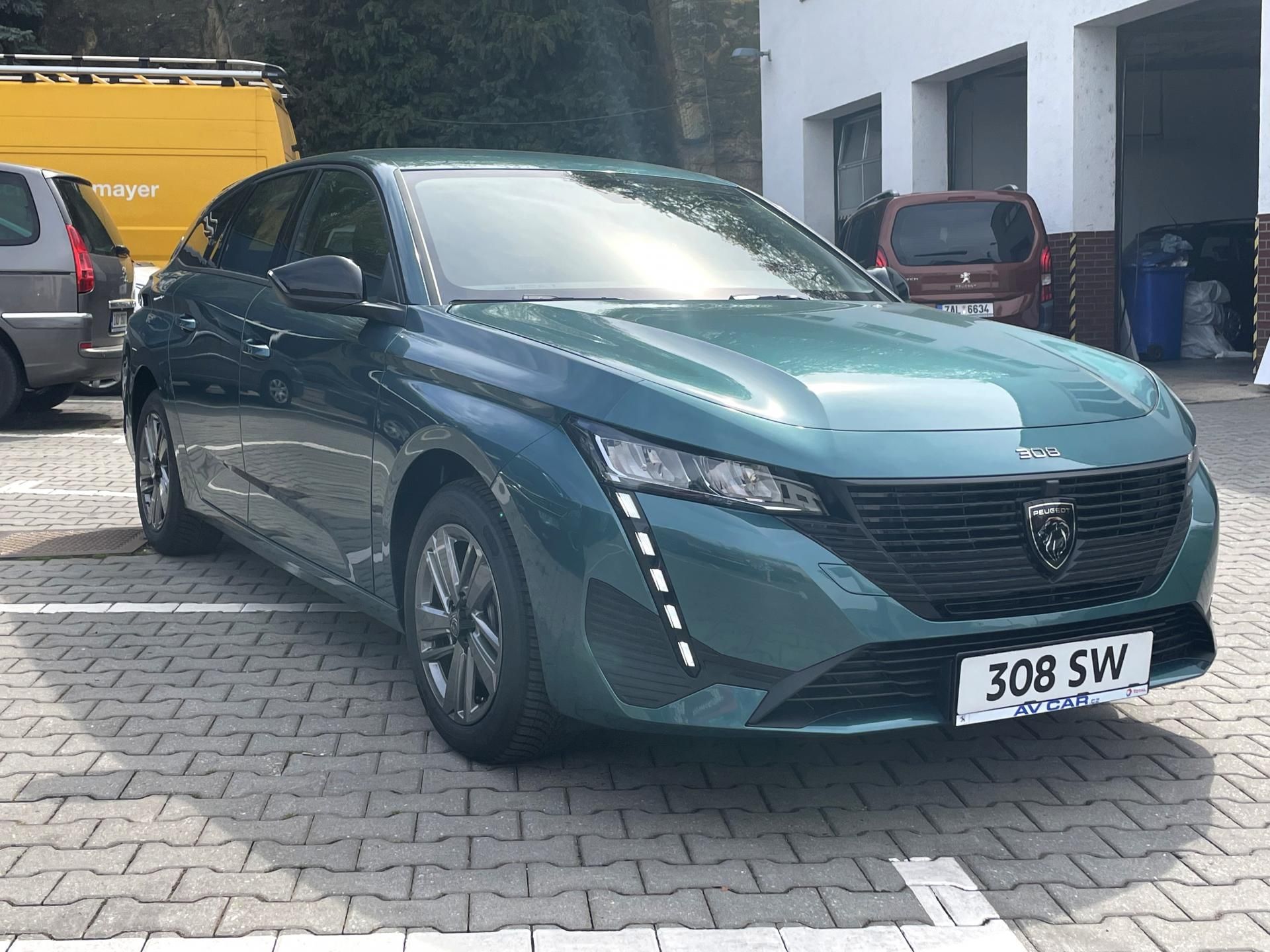 Peugeot 308, SW STYLE Hybrid 145 e-DCS6 - fotka 3