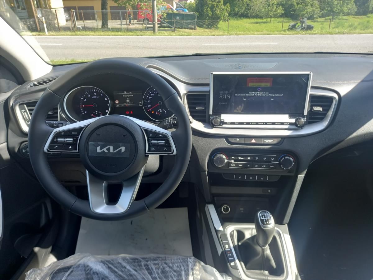 Kia Cee´d, 1,5 T-GDi SW TOP + BUS - fotka 5