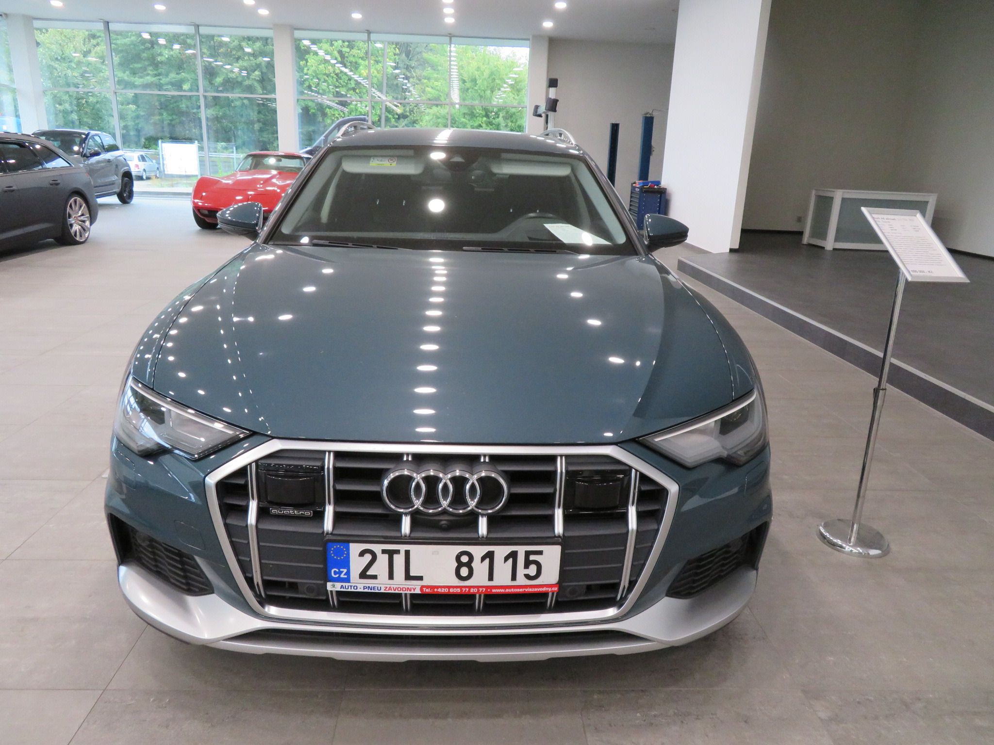Audi A6 allroad, 3.0 TDI. 253 KW. Tažné. - fotka 4