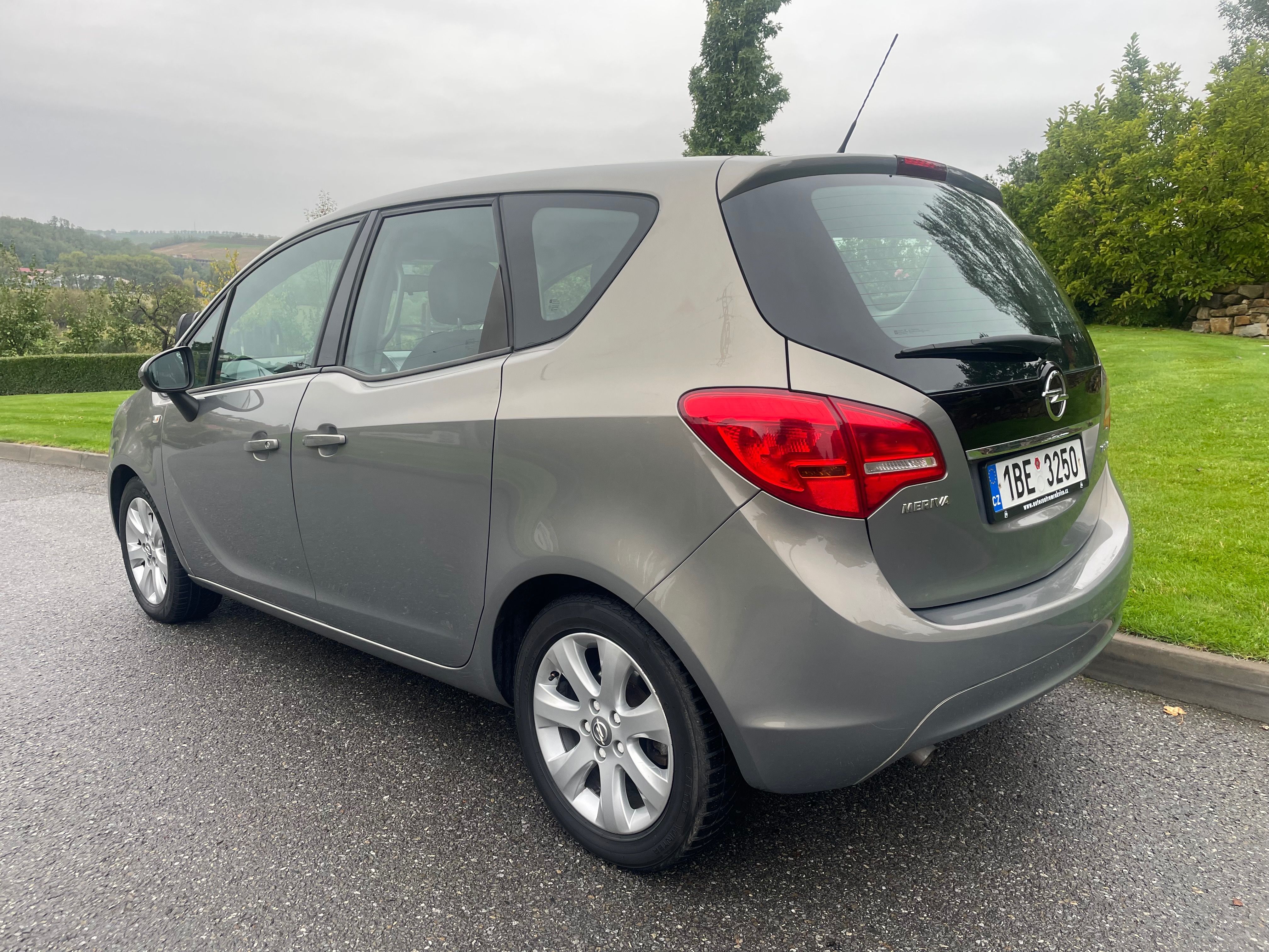 Opel Meriva, 1.4 Turbo 88KW ČR - fotka 4