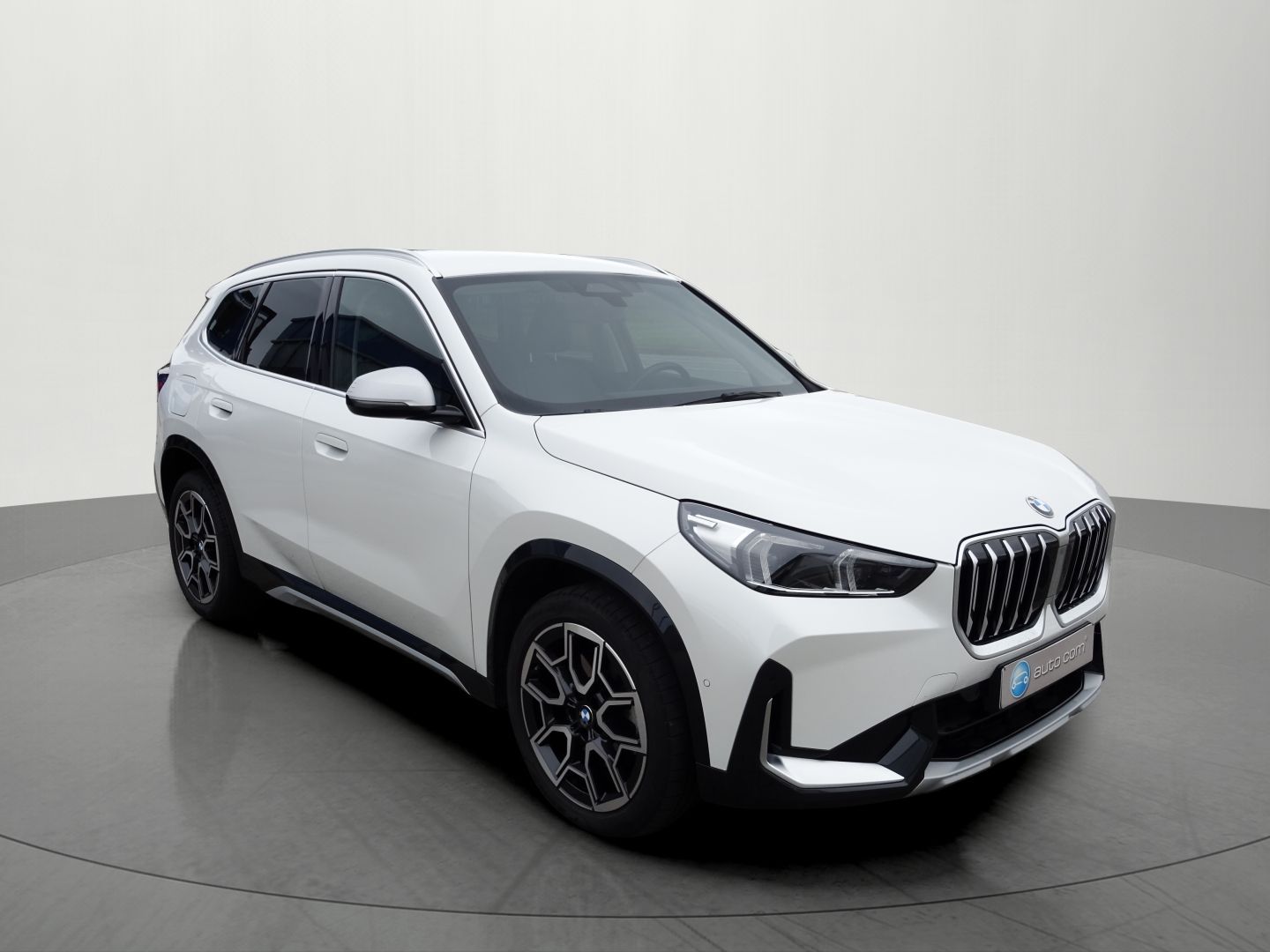 BMW X1, 23d xDrive xLine ČR DPH - fotka 6