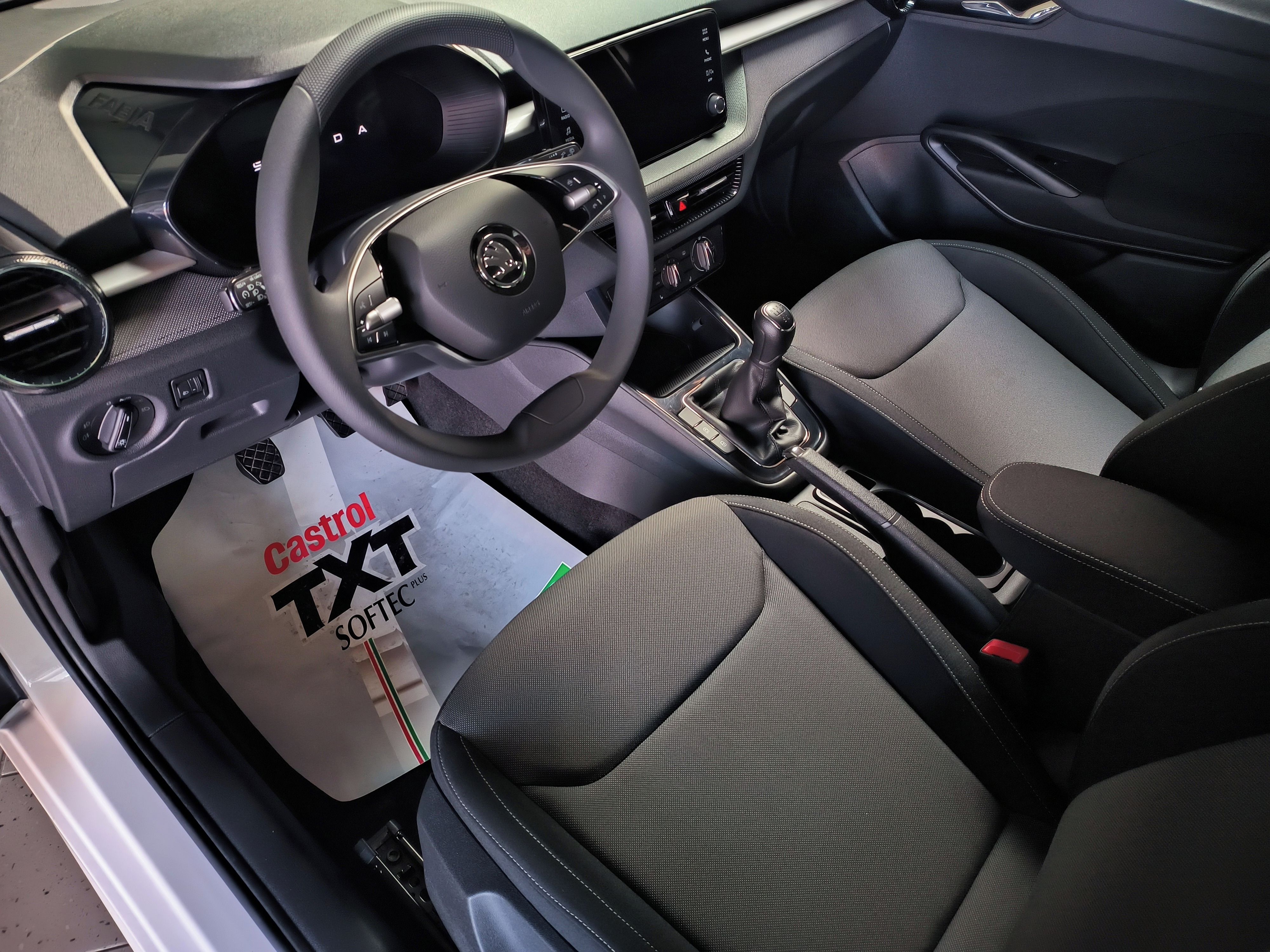 Škoda Fabia, 1,0TSi 70kW Selection - fotka 3