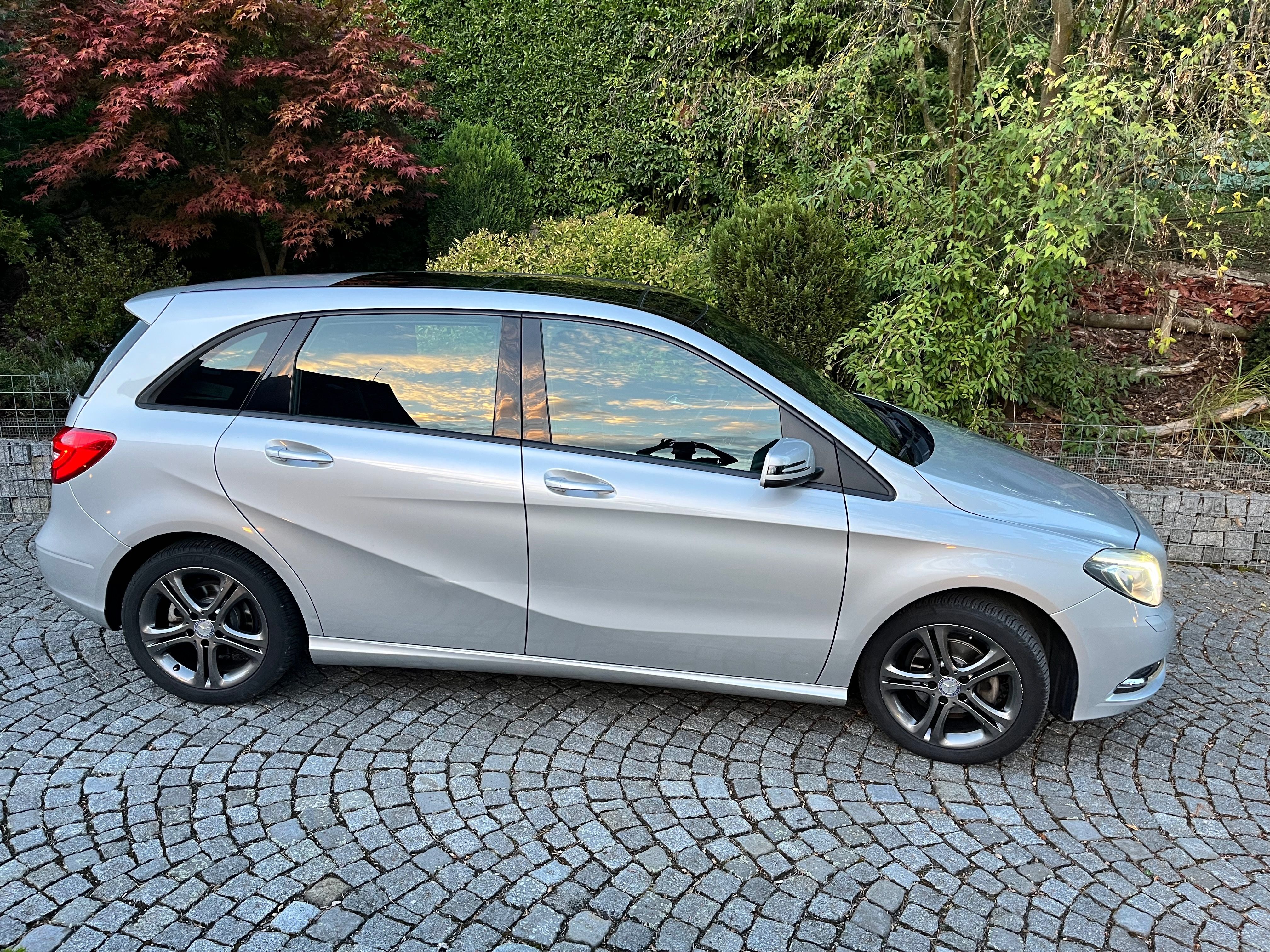 Mercedes-Benz Třídy B, MERCEDES BENZ B 180 CDI - fotka 5