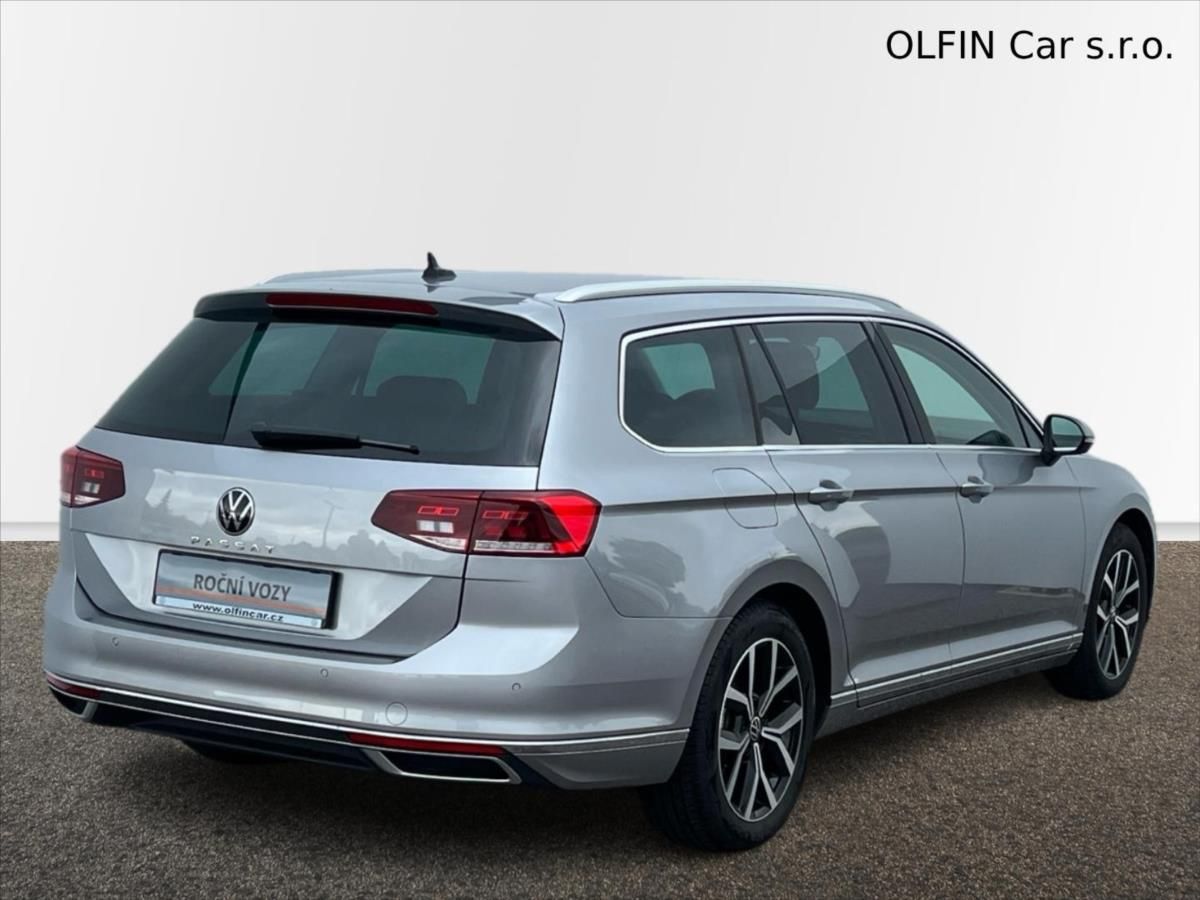 Volkswagen Passat Variant, 1,5 TSi 110kW 7DSG ELEGANCE  B - fotka 2