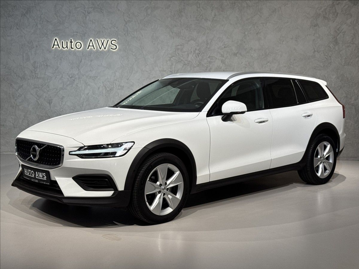 Volvo V60, 2,0 B4 AWD Cross Country LED
