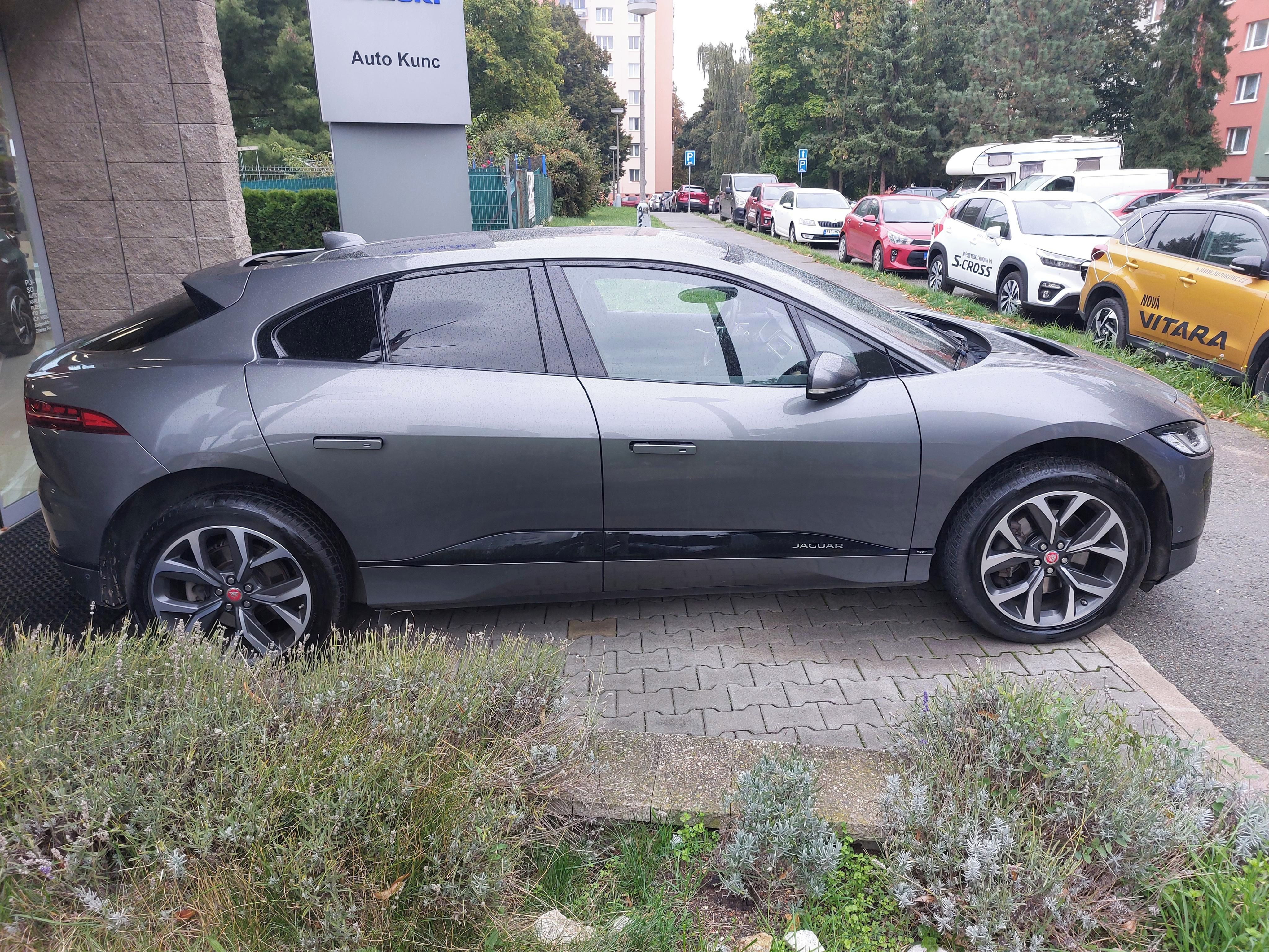 Jaguar I-Pace, EV400 4WD - fotka 6