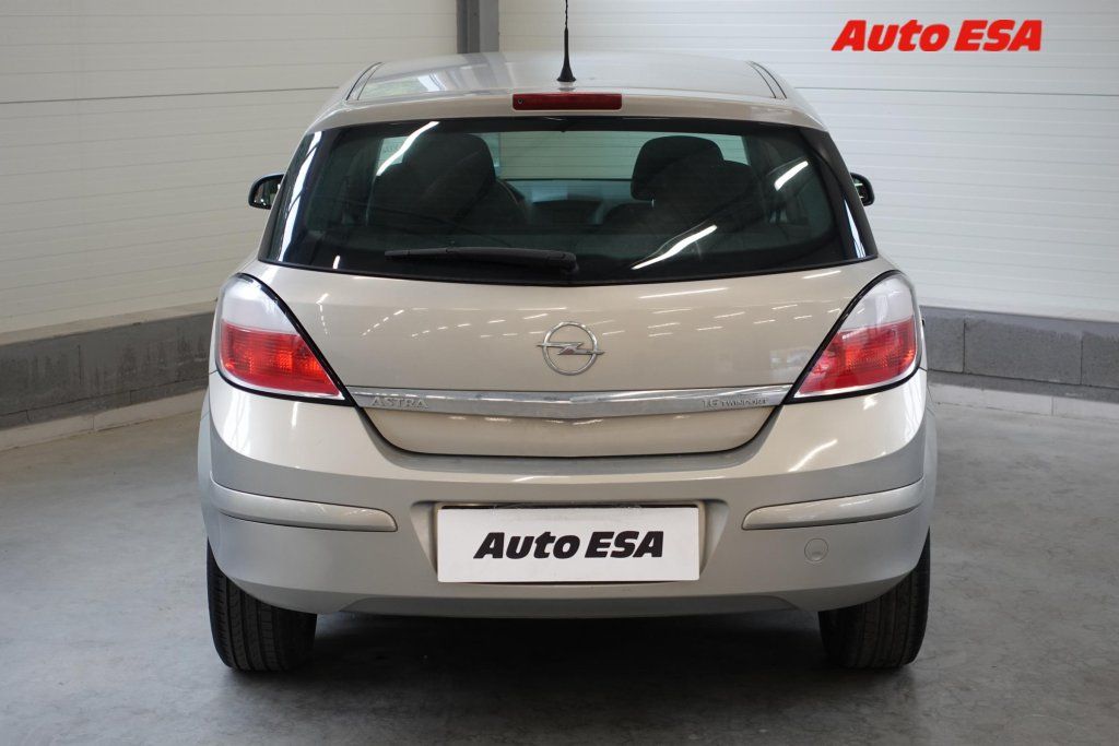 Opel Astra, 1.6i,ČR,AC,STK9/27 - fotka 5