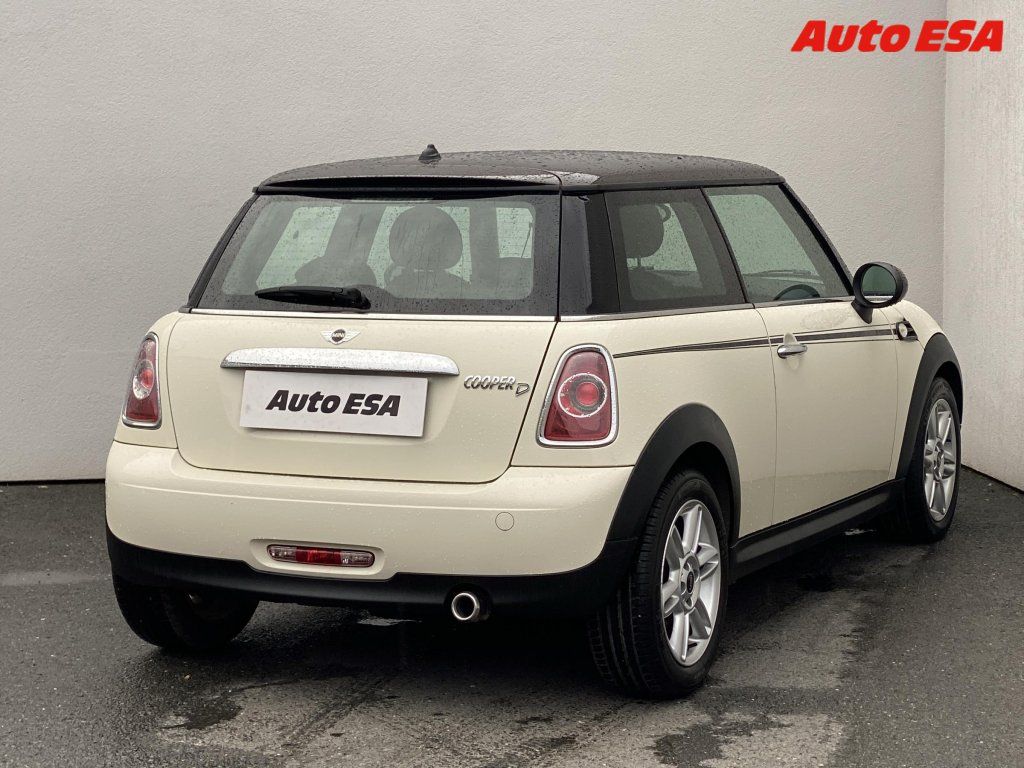 Mini Cooper, 1.6 D,AC,tempo - fotka 4