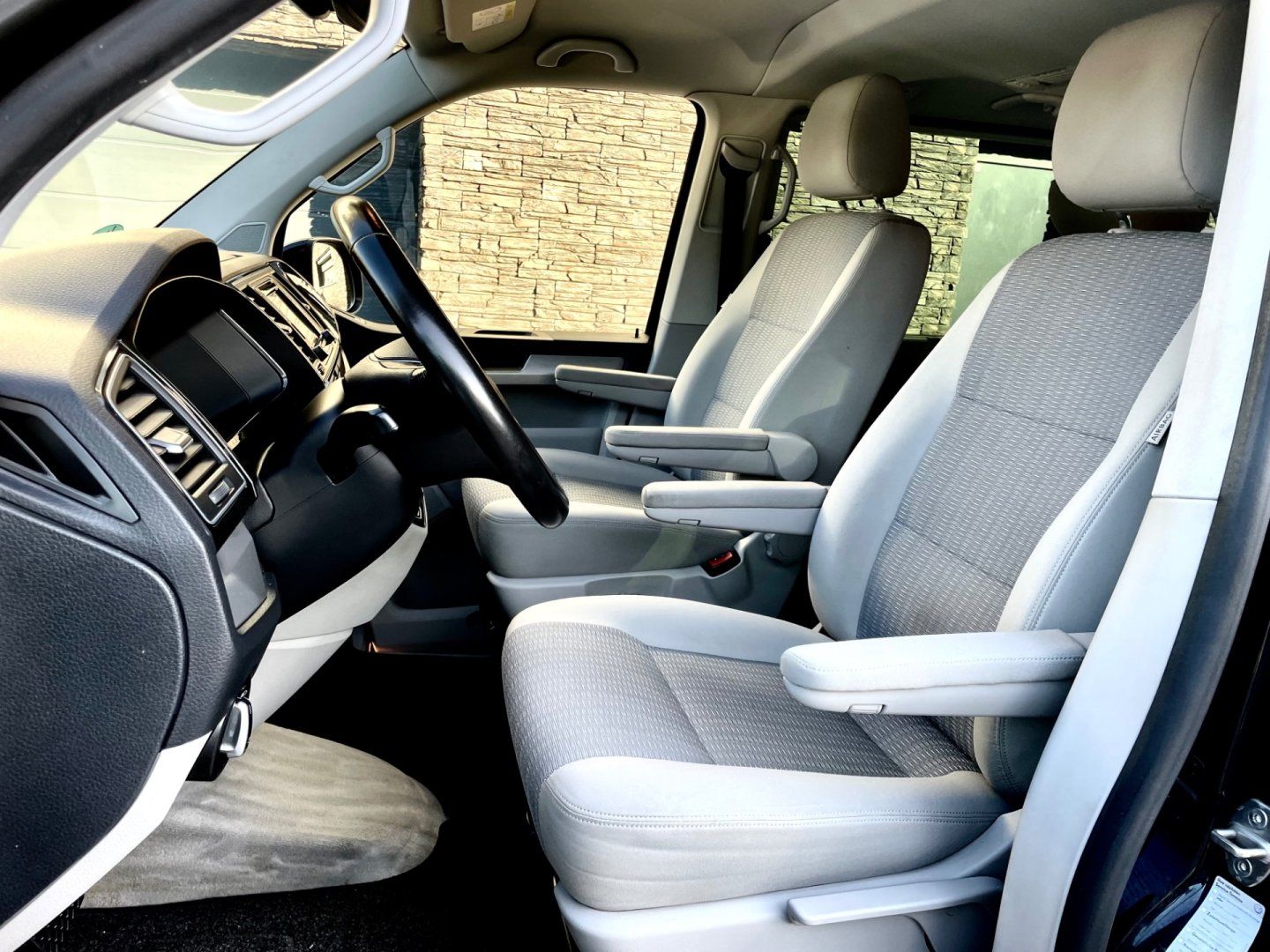 Volkswagen Multivan, T6 2.0 TDi DSG 4Motion - fotka 6