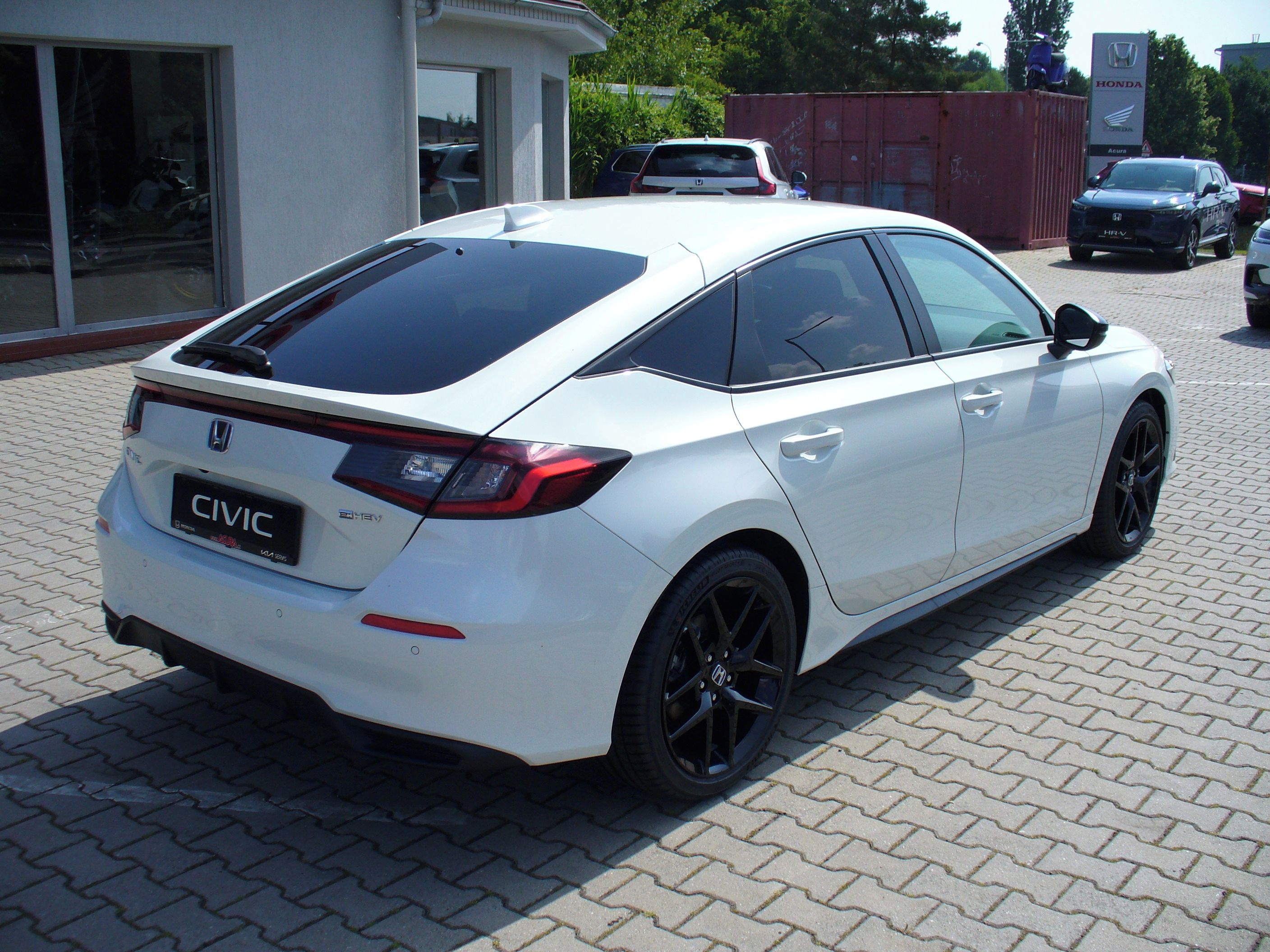 Honda Civic, 2,0 e-HEV Sport - fotka 6
