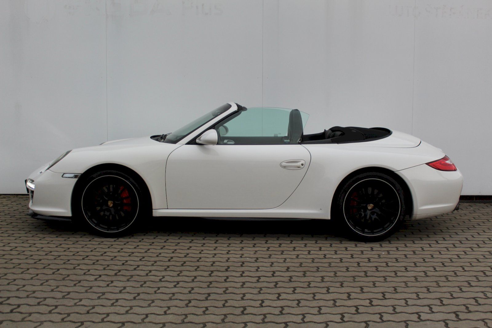 Porsche 911, Carrera 4S Cabrio - fotka 6