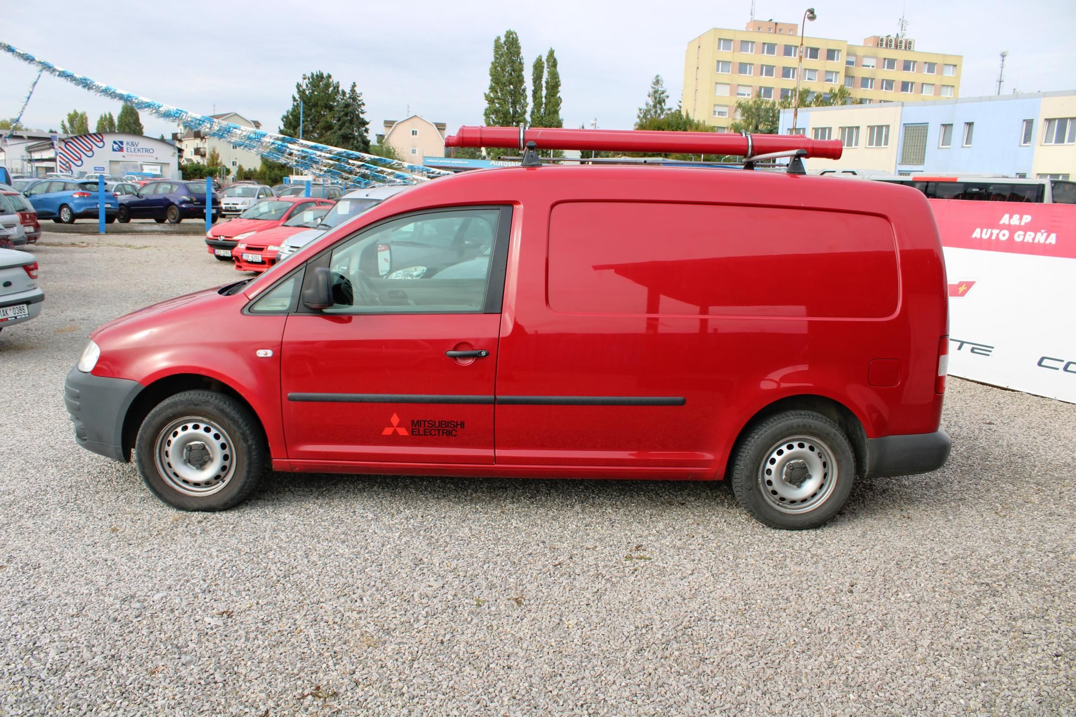 Volkswagen Caddy, 1,9TDI MAXI ÚPRAVA NA OBYTNÉ - fotka 4