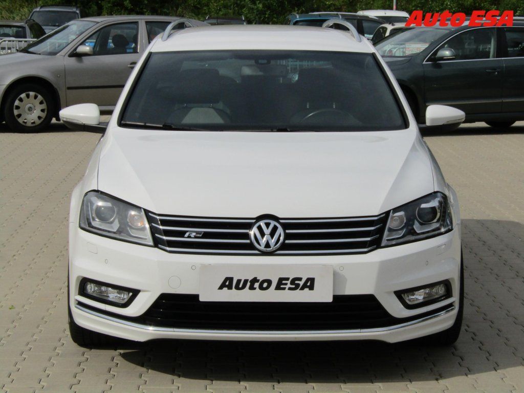 Volkswagen Passat, 2.0TDi 4x4,DSG,bixen,AC - fotka 2