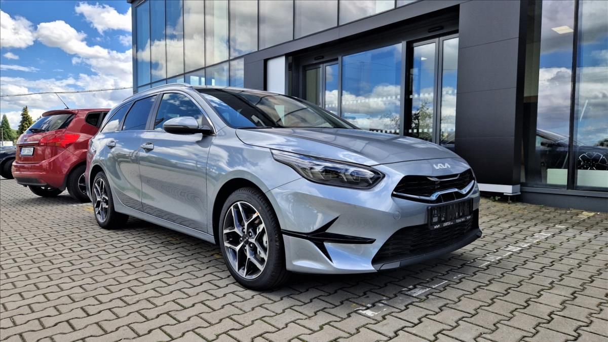 Kia Cee´d, 1,5 T-GDI Top +paket Business - fotka 3