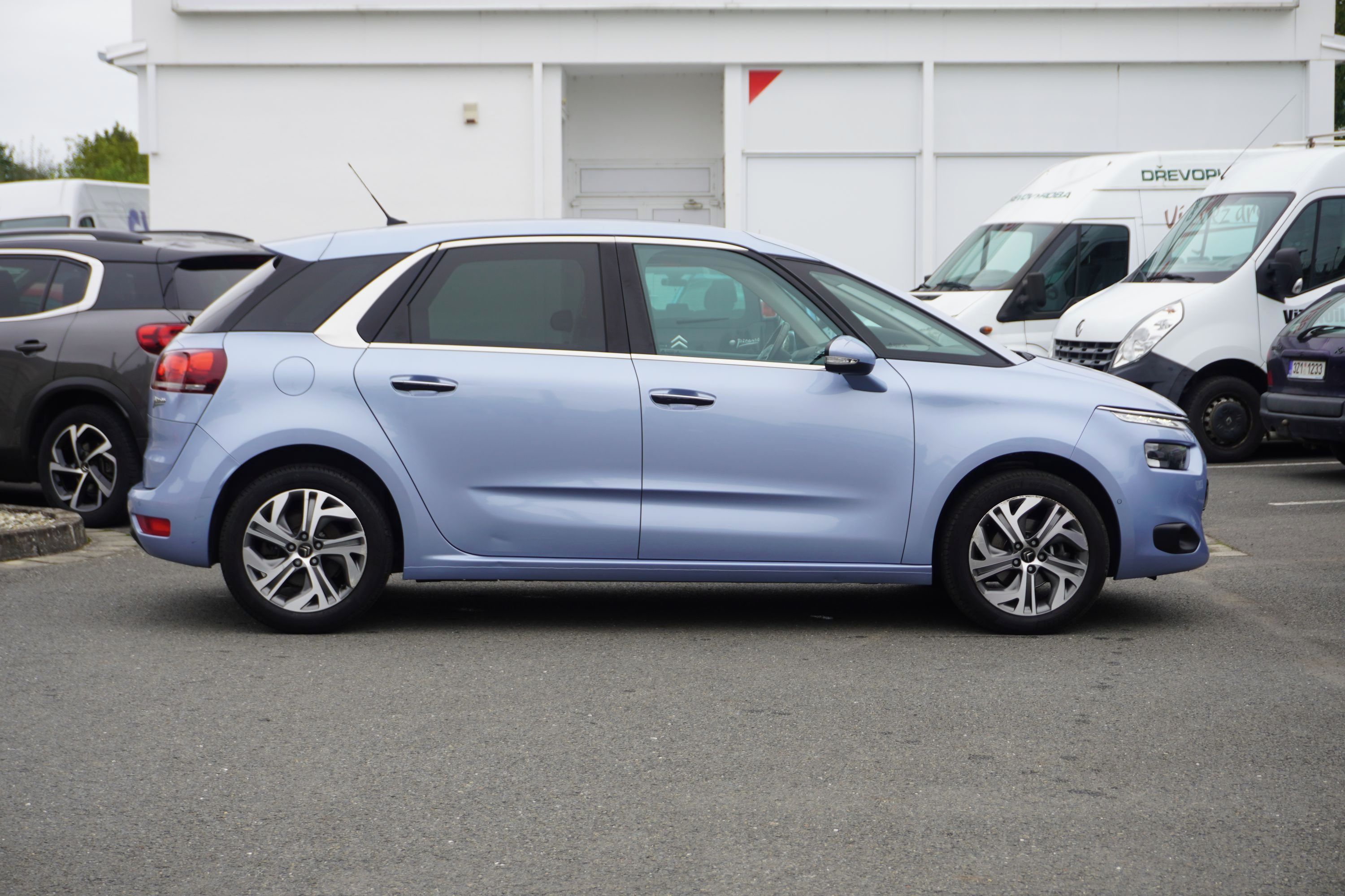 Citroën C4 Picasso, 1.6BHDi 120 MAN6 FEEL - fotka 4