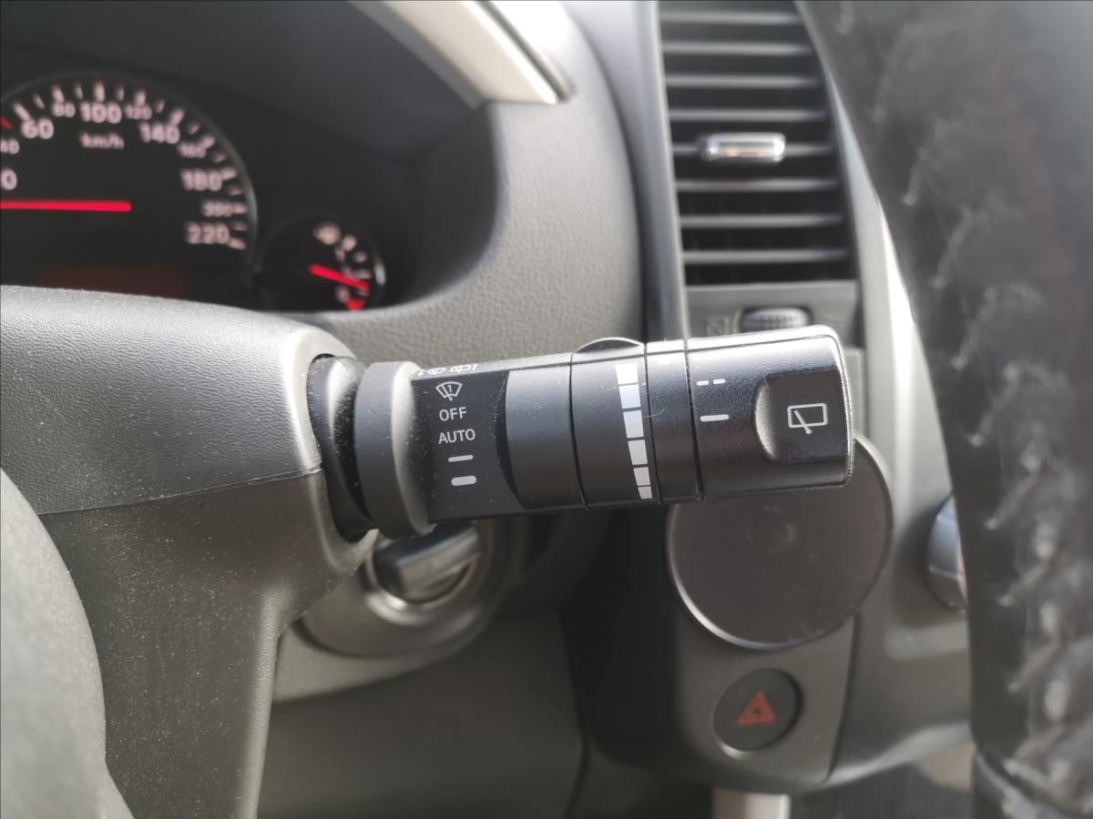 Nissan Pathfinder, 2,5 dci, 4x4, 7 míst, zak.v ČR - fotka 6