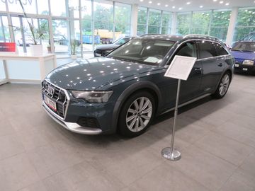 3.0 TDI. 253KW. Tažné. Webasto
