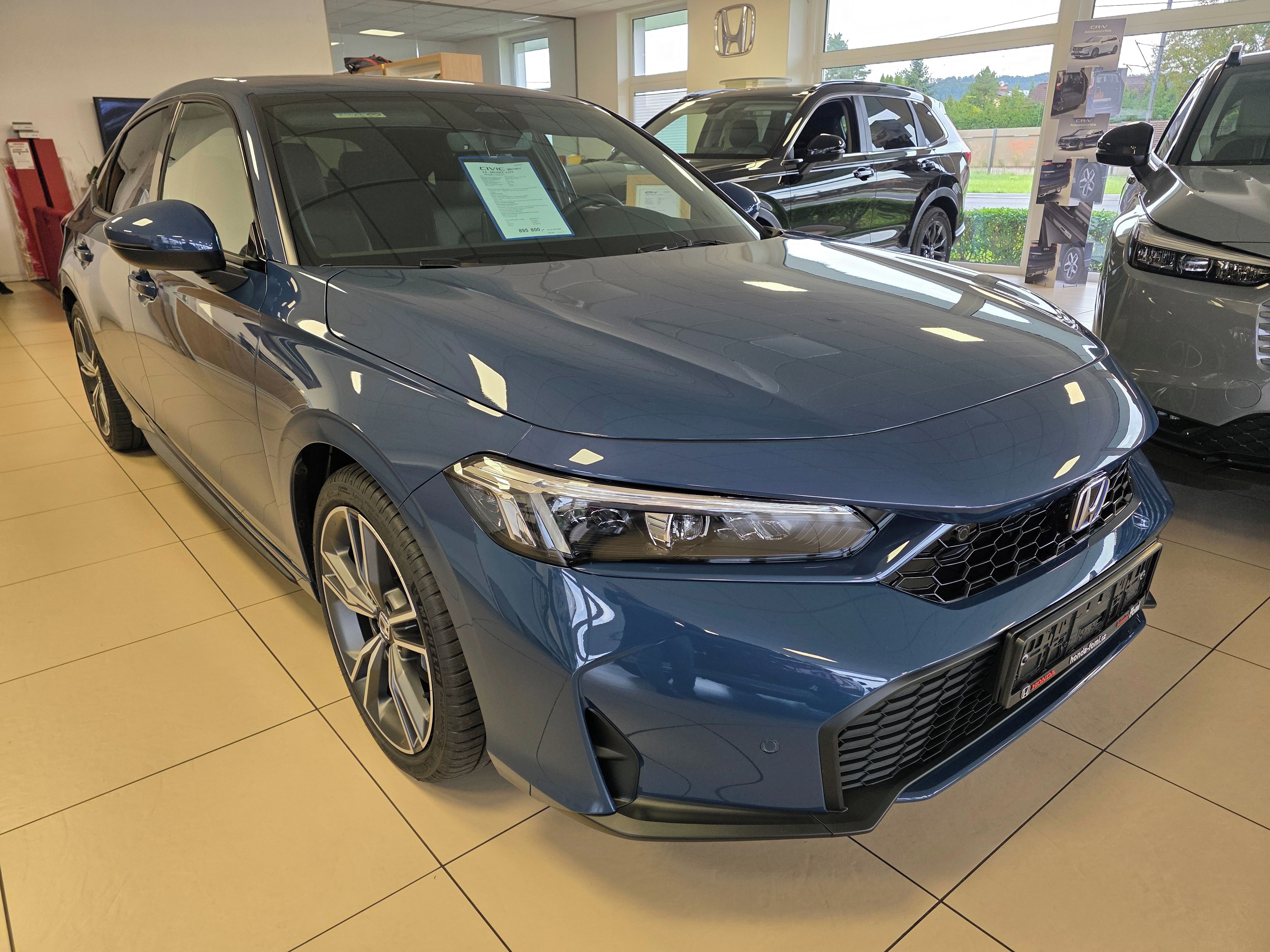 Honda Civic, 5D 2,0 e:HEV Advance - fotka 2