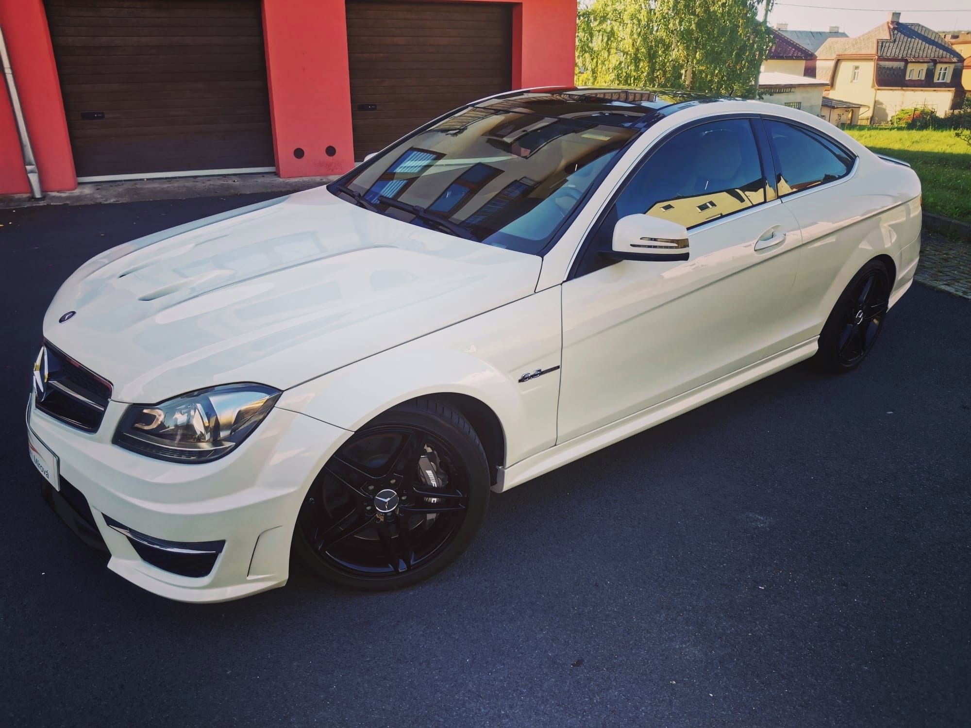 Mercedes-Benz Třídy C, C 63 AMG - fotka 2
