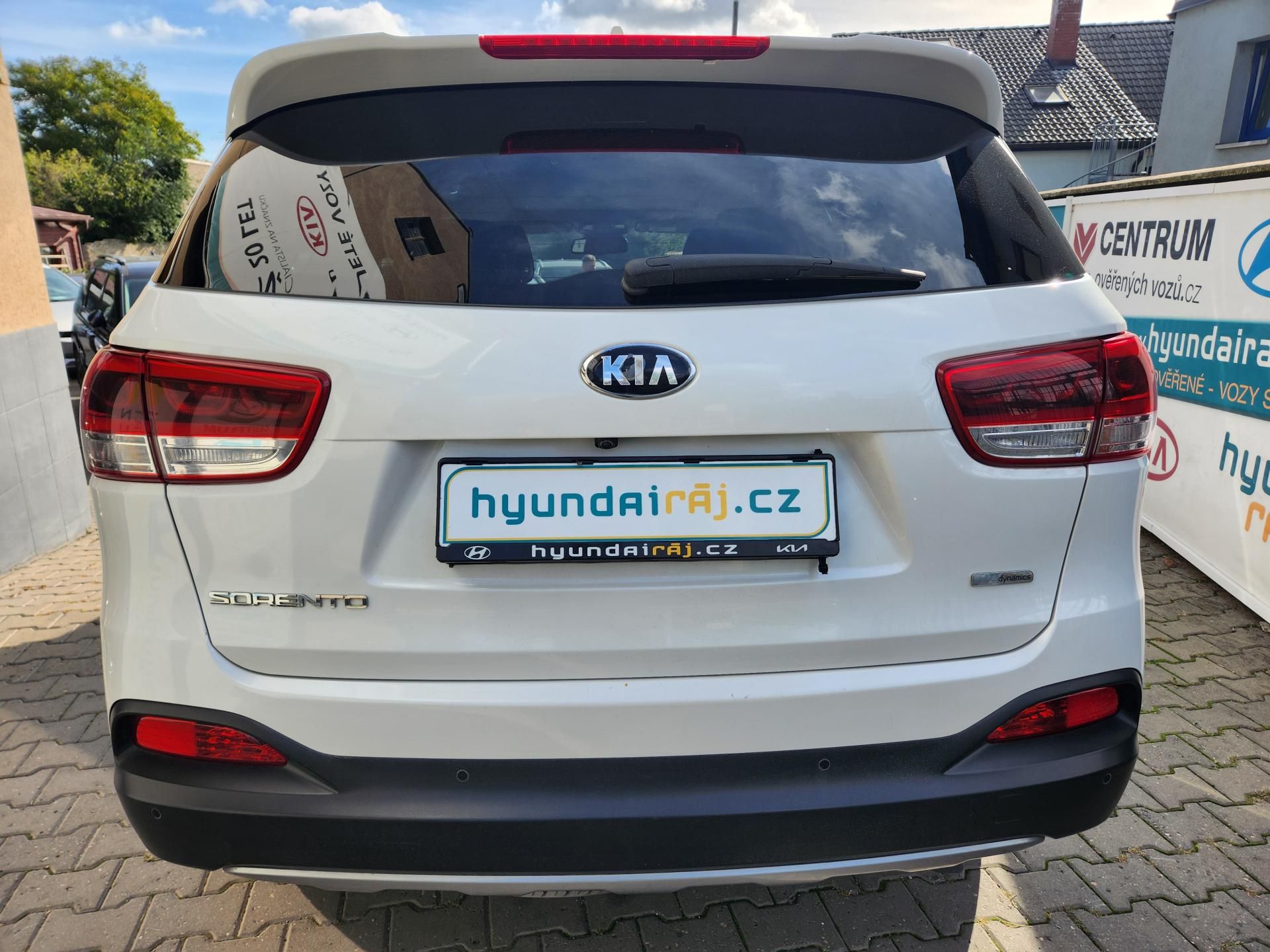 Kia Sorento, 2.2-PREMIUM-PANORAMA-KŮŽE - fotka 6