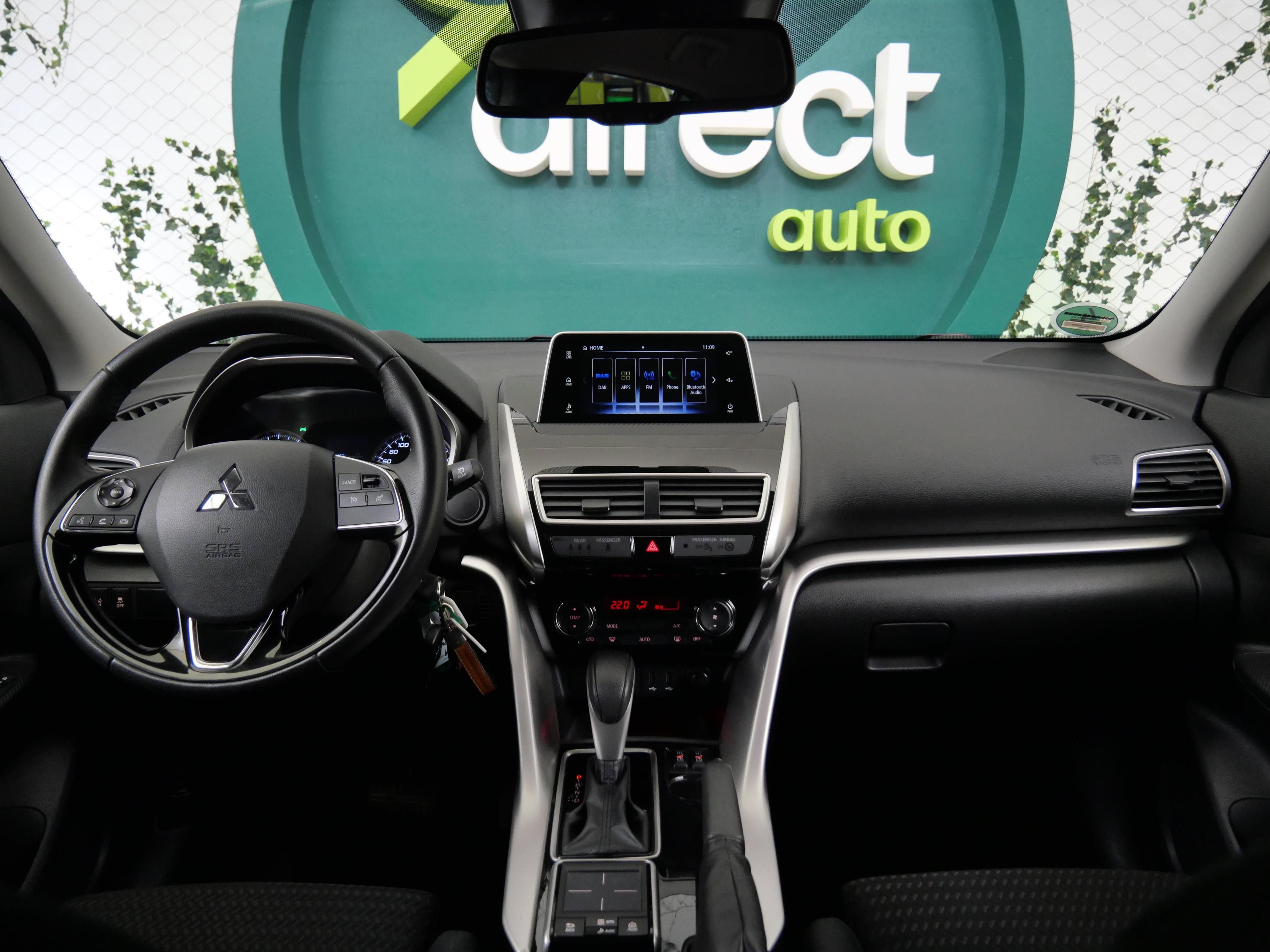 Mitsubishi Eclipse Cross, 1.5 T 120 kW CVT AWT - fotka 5