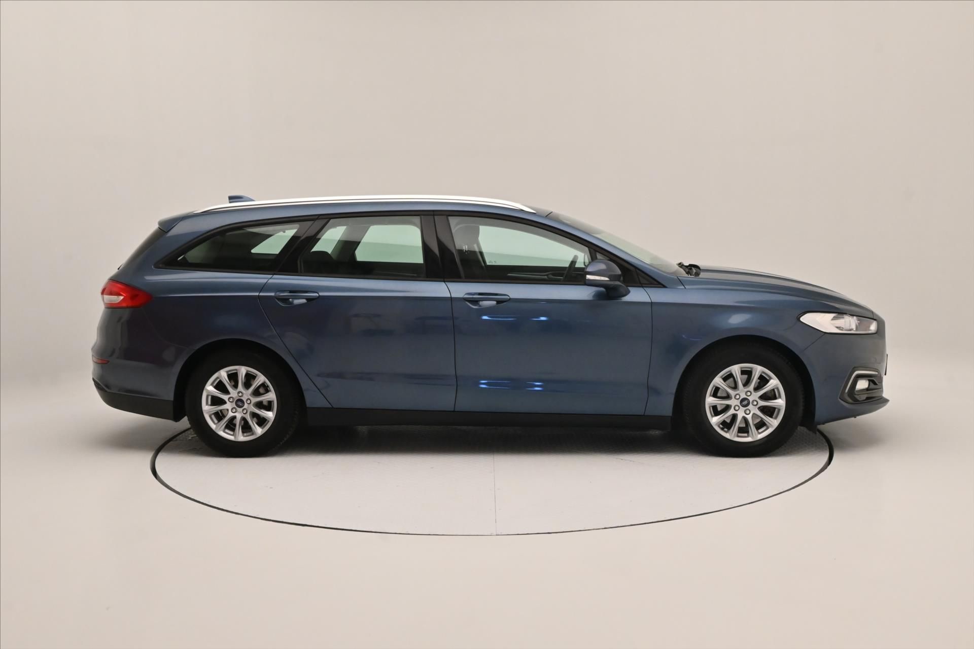 Ford Mondeo, 2,0 TDCi 110 kW AT8 Titanium Z - fotka 4
